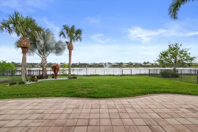3704 Siena Circle, Wellington, FL 33414 - Photo 25