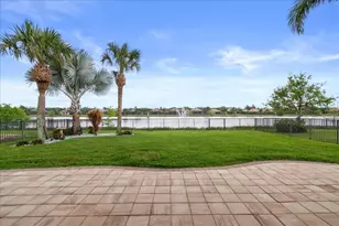 3704 Siena Cir, Wellington, FL 33414 - Photo 25