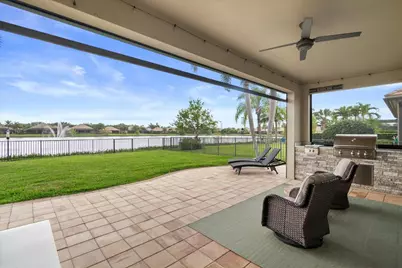 3704 Siena Circle, Wellington, FL 33414 - Photo 27