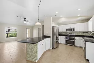 1707 SE Manth Ln, Port Saint Lucie, FL 34983 - Photo 5
