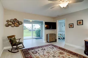 100 Leisure Lake Cir, Boynton Beach, FL 33426 - Photo 11
