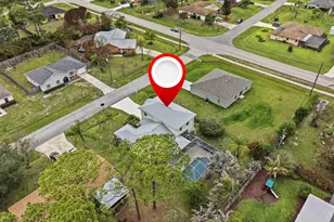 1707 SE Manth Ln, Port Saint Lucie, FL 34983 - Photo 35