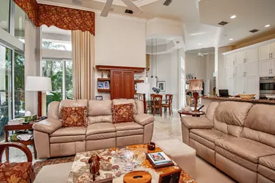 7991 Tennyson Court, Boca Raton, FL 33433 - Photo 9