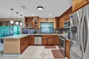 6540 SW 7th St, Margate, FL 33068 - Photo 7