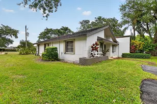 3693 Arelia Dr N, Delray Beach, FL 33445 - Photo 35
