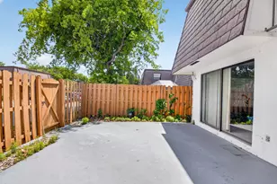 7582 Courtyard Run E, Boca Raton, FL 33433 - Photo 11