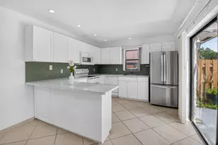 7582 Courtyard Run E, Boca Raton, FL 33433 - Photo 21