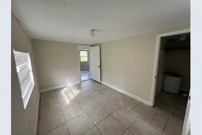 8269 NW 1st Place #2, Miami, FL 33150 - Photo 7