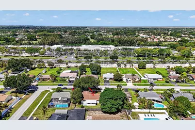 19486 Delaware Circle, Boca Raton, FL 33434 - Photo 41