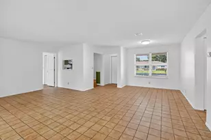 19486 Delaware Cir, Boca Raton, FL 33434 - Photo 7