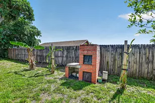 19486 Delaware Cir, Boca Raton, FL 33434 - Photo 33