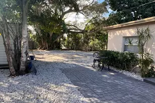 1211 NE 15th Ave, Fort Lauderdale, FL 33304 - Photo 11