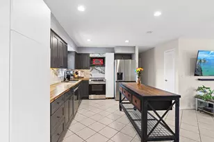 1741 SE Jackson St, Stuart, FL 34997 - Photo 9