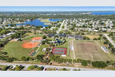 1899 Newport Isles Boulevard, Port Saint Lucie, FL 34953 - Photo 45
