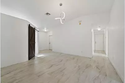 1899 Newport Isles Boulevard, Port Saint Lucie, FL 34953 - Photo 13