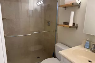 1221 SE 3rd St, Deerfield Beach, FL 33441 - Photo 9