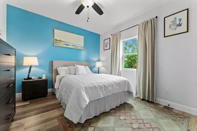 727 Hampton Road #B, West Palm Beach, FL 33405 - Photo 9