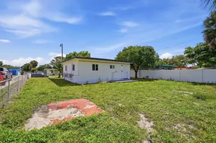 2625 NW 10th St, Pompano Beach, FL 33069 - Photo 17