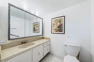 600 Three Islands Boulevard, Hallandale Beach, FL 33009 - Photo 15