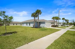 521 Cherimoya St, Fort Pierce, FL 34981 - Photo 7