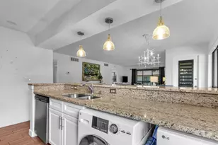 632 Brackenwood Cove, Palm Beach Gardens, FL 33418 - Photo 9