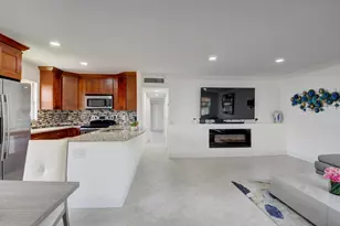 468 Saxony Way, Delray Beach, FL 33446 - Photo 3