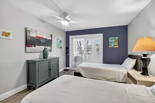 360 Flanders Dr, Delray Beach, FL 33484 - Photo 21