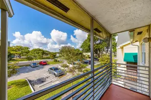 2809 N Course Dr, Pompano Beach, FL 33069 - Photo 23