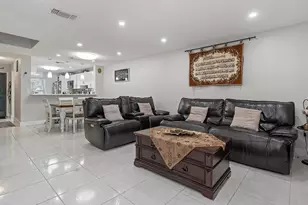 1177 NW 98th Terrace, Pembroke Pines, FL 33024 - Photo 15