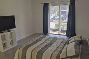 4137 NW 88th Ave, Coral Springs, FL 33065 - Photo 9