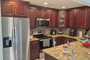 4137 NW 88th Ave, Coral Springs, FL 33065 - Photo 3