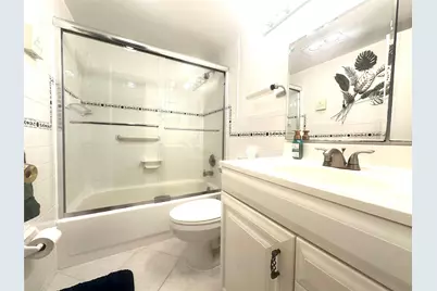 2004 Harwood C #2004, Deerfield Beach, FL 33442 - Photo 13