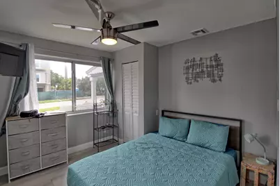 1324 N 24th Avenue, Hollywood, FL 33020 - Photo 21