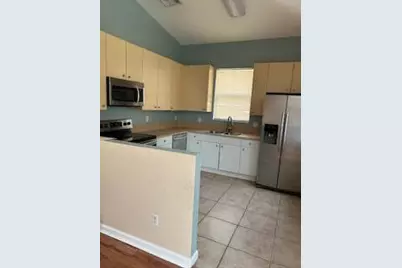 5642 Sunberry Circle, Fort Pierce, FL 34951 - Photo 3
