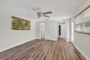 277 NW 3rd Ct, Boca Raton, FL 33432 - Photo 25