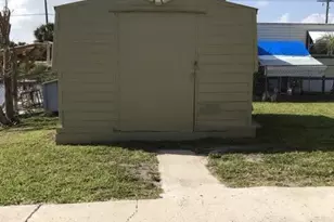 1038 8th St, Okeechobee, FL 34974 - Photo 17