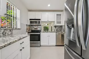 166 Sparrow Dr, Royal Palm Beach, FL 33411 - Photo 9