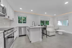 381 SE 15th Ave, Deerfield Beach, FL 33441 - Photo 13