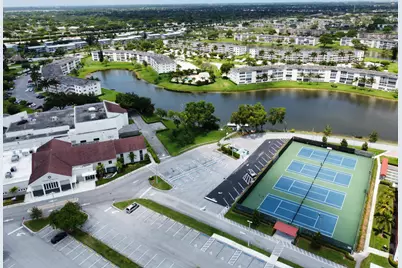 1010 Wolverton E, Boca Raton, FL 33434 - Photo 29