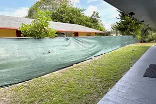 830 SW 10th St, Pompano Beach, FL 33060 - Photo 7