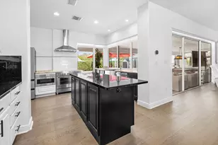 5495 Hibiscus Rd, Jupiter, FL 33458 - Photo 9