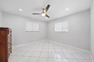 6410 Harding St, Hollywood, FL 33024 - Photo 17