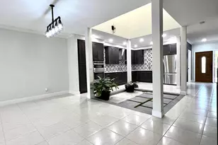 1905 Canterbury Cir, Wellington, FL 33414 - Photo 7