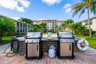 250 NE 20th St, Boca Raton, FL 33431 - Photo 23