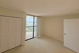 2000 Presidential Way, West Palm Beach, FL 33401 - Photo 21