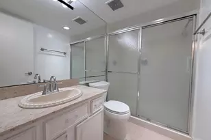 2000 Presidential Way, West Palm Beach, FL 33401 - Photo 23