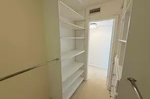 2000 Presidential Way, West Palm Beach, FL 33401 - Photo 33