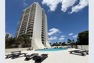 2000 Presidential Way #1204, West Palm Beach, FL 33401 - Photo 3