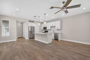 1887 SE Ocean Cove Way, Stuart, FL 34996 - Photo 9