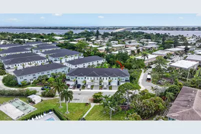 1887 SE Ocean Cove Way, Stuart, FL 34996 - Photo 41